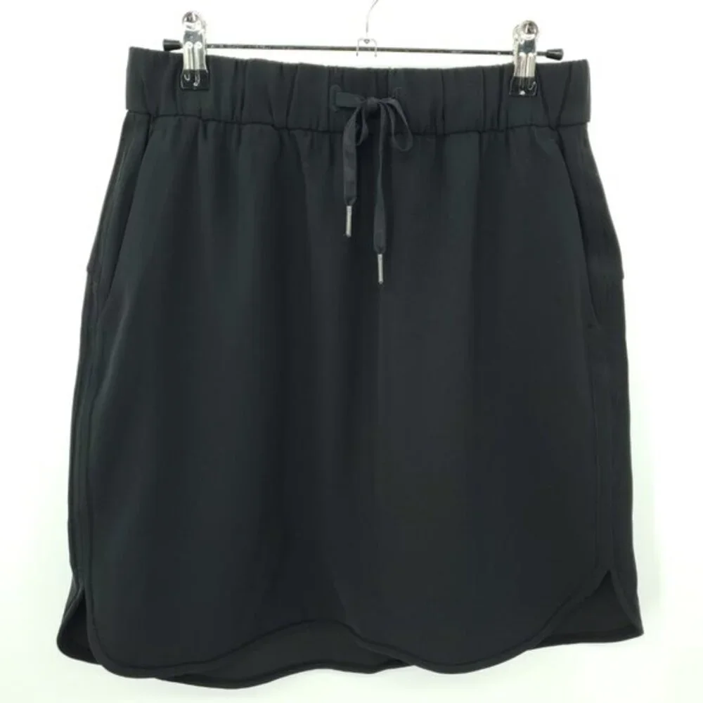 Lululemon On The Fly Skirt *Woven 8 Black
